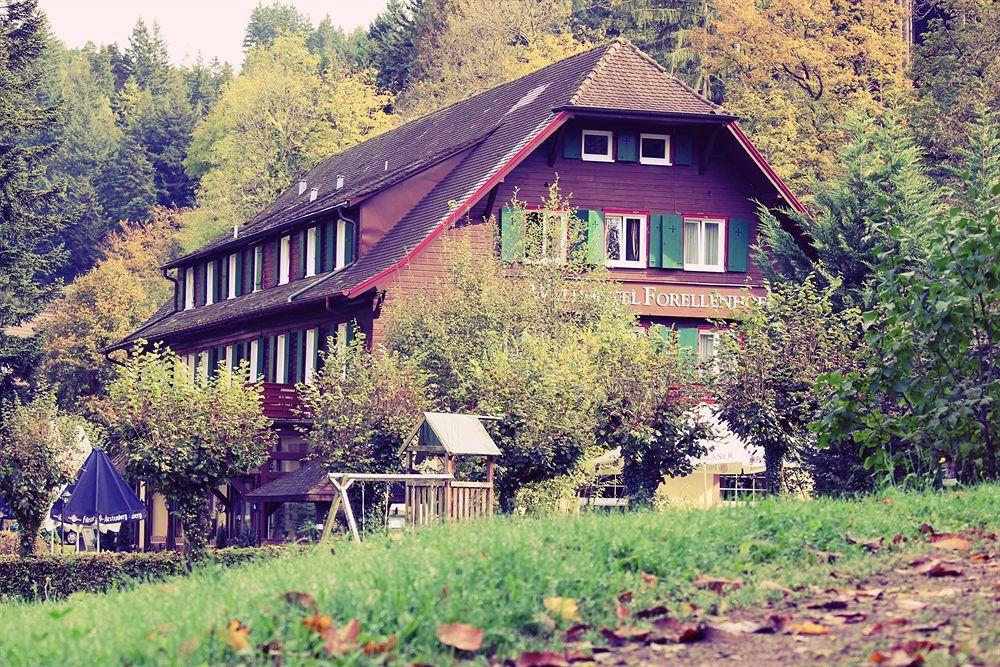 Waldhotel Forellenhof Baden-Baden Bagian luar foto