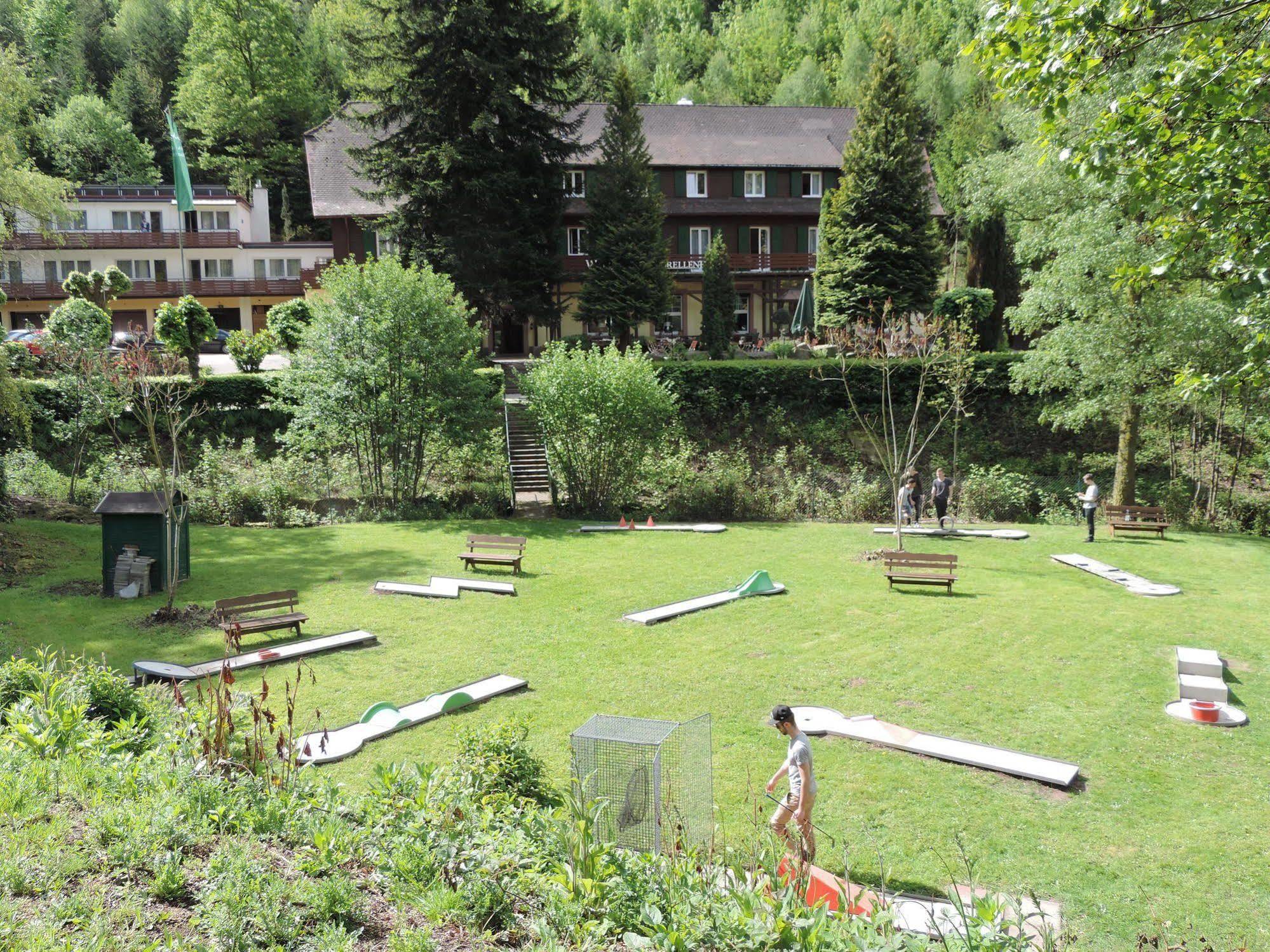Waldhotel Forellenhof Baden-Baden Bagian luar foto