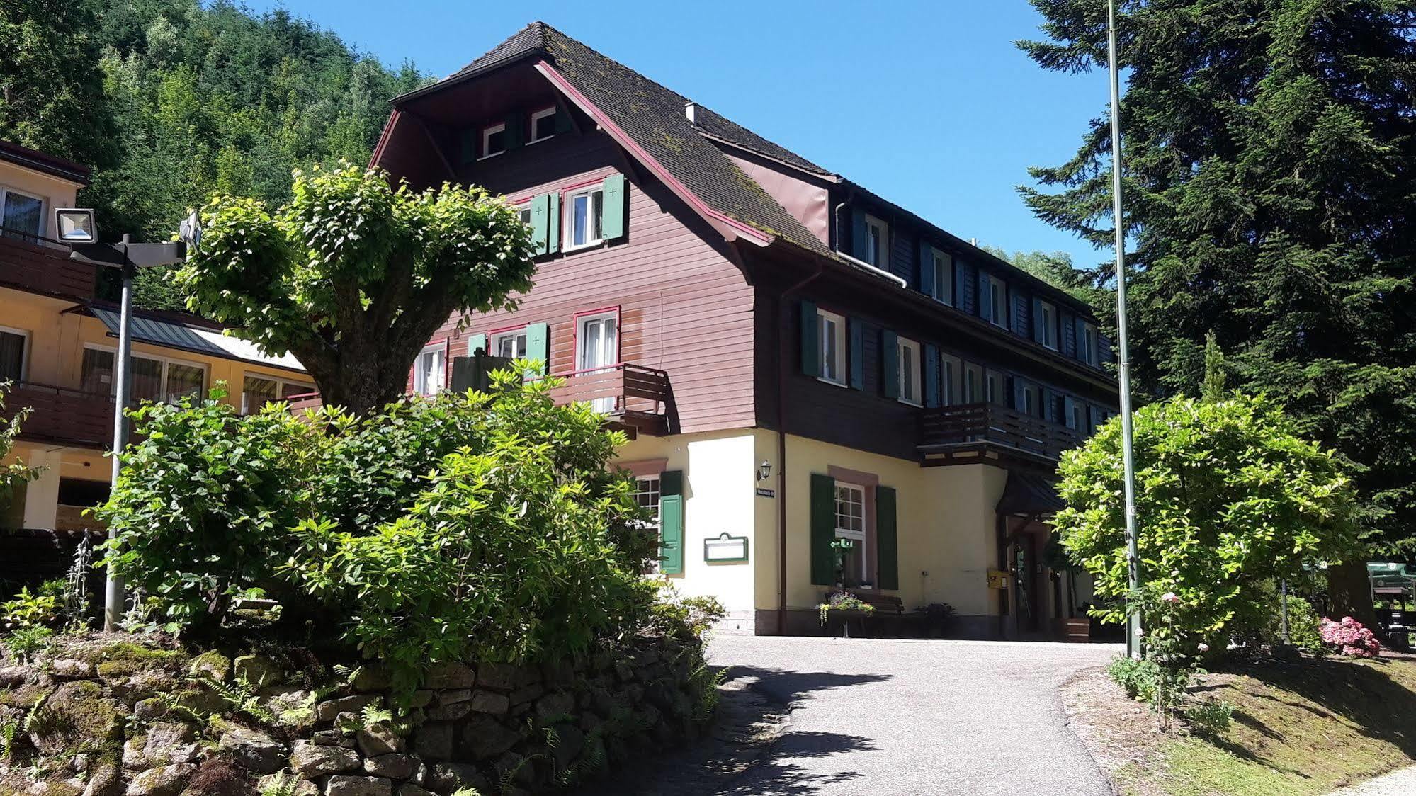 Waldhotel Forellenhof Baden-Baden Bagian luar foto